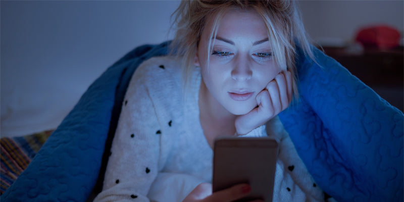 What Is Blue Light and How Does It Affect Your Skin?(Updated)