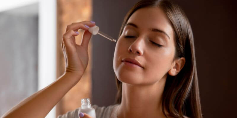 Facial Mist Benefits: How Does It Affect Our Skin?