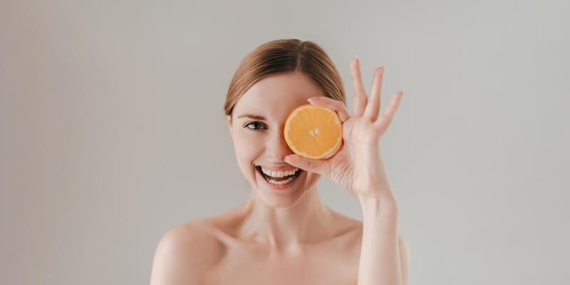 Vitamin C in Morning Skincare: Five Reasons to Add It to Your Routine