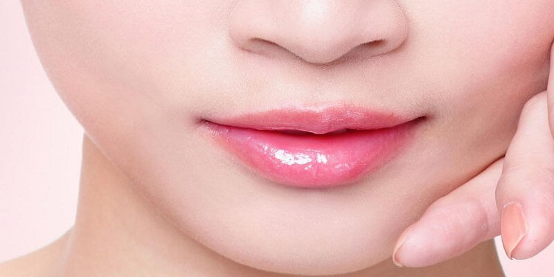 The Role of Hydration in Lip Health